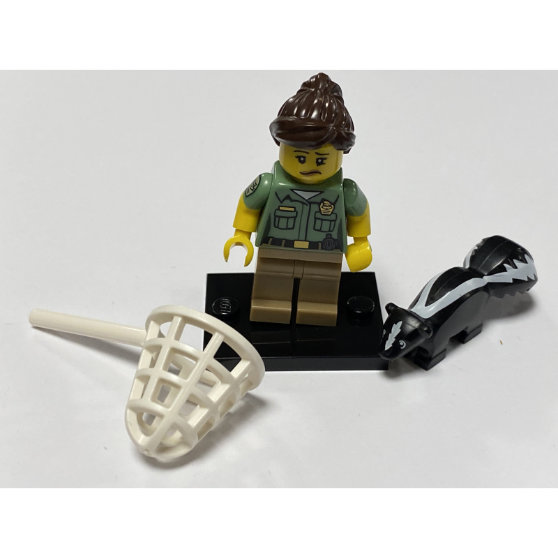 Animal Control, Series 15 (Complete Set with Stand and Accessories)