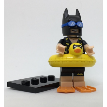 Vacation Batman, The LEGO Batman Movie, Series 1 (Complete Set with Stand and Accessories)